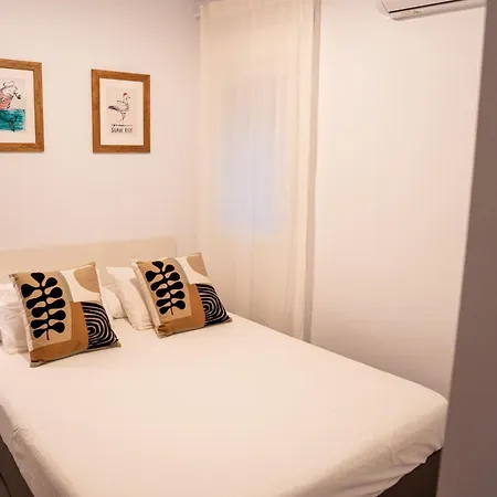 בית הארחה Tarantelo Conil קוניל דה לה פרונטרה